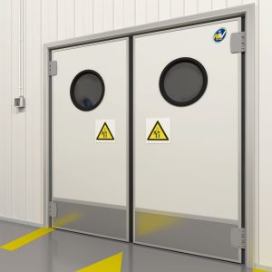 porta-frigorifera-industriale-semi-isolante-va-e-vieni-va-e-viene-porte-semi-isolanti-montaggio